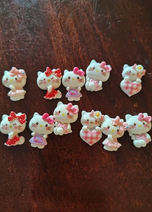 Breloque, marca: Hello Kitty, estado: Novo sem etiquetas, €2.00, €2.80 inclui Proteção do Comprador