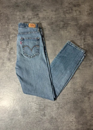 Jean levi’s bleu clair femme coupe mid Rise skinny taille 36, marke: Levi's, zustand: Sehr gut, größe: S / 36 / 8, 14,00 €, 15,40 € inklusive Vinted-Käuferschutz