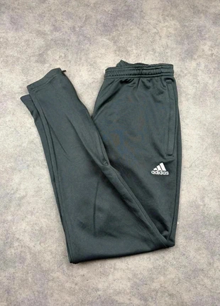 Jogging Adidas | Taille M | Couleur Noir, Gris, marke: adidas, zustand: Sehr gut, größe: M, 18,00 €, 19,60 € beinhaltet Vinted-Käuferschutz Pro