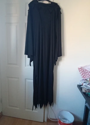 Halloween grim reaper robe outfit. With waist tie. Hood with mesh face covering large to x, brand: halloween, condition: Very good, size: XL, £3.00, £3.85 includes Buyer Protection
