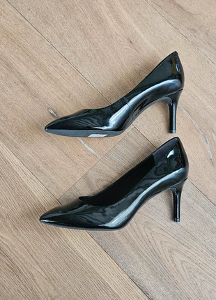 Escarpins à bouts pointus en cuir verni noir Rockport - Pointure 38, marque: Rockport, état: Neuf avec étiquette, taille: 38, 75,00 €, 79,45 € Protection acheteurs (Pro) incluse