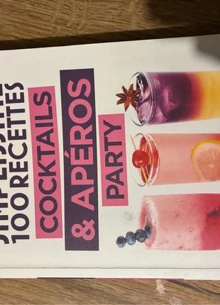 100 recettes cocktail + apéro, état: Neuf avec étiquette, 3,00 €, 3,85 € Protection acheteurs incluse