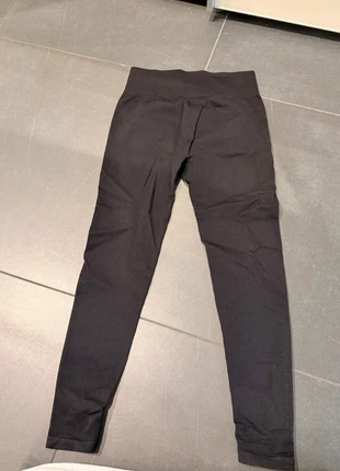 Ribstof legging / fitnesslegging, brand: H&M, condizioni: Ottime, taglia: L / IT 44 / EU 40, €5.00, €5.95 include la Protezione acquisti