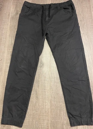 Solid lange broek, marque: SOLID JEANS, état: Bon état, taille: XL, 3,50 €, 4,38 € Protection acheteurs (Pro) incluse