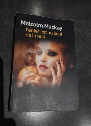L'enfer est au bout de la nuit, Malcolm Mackay, zustand: Sehr gut, 2,00 €, 2,80 € inklusive Vinted-Käuferschutz
