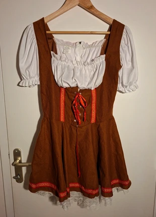 Costume taille S, état: Très bon état, taille: S / 36 / 8, 4,00 €, 4,90 € Protection acheteurs incluse