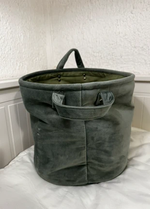 Velvet Storage Basket – Dark Sage Green, staat: Heel goed, € 3,00, € 3,85 inclusief Kopersbescherming