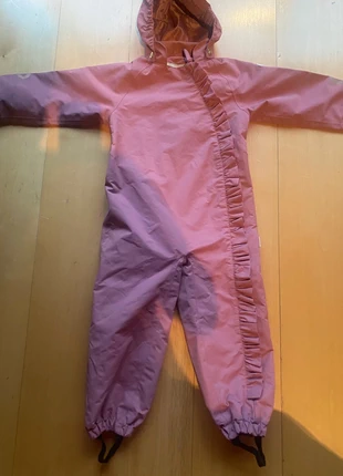 Petite Cherie Atelier leichter Schneeanzug Neu 104, brand: Petite Cherie, condizioni: Nuovo senza cartellino, taglia: 4 anni / 104 cm, €35.00, €37.45 include la Protezione acquisti