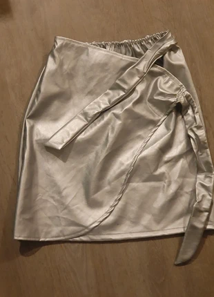 🔥 Splinternieuw Rokje M/L Sexy Chic & Carnival -ready 🔥, merk: perla bella, staat: Nieuw zonder prijskaartje, maat: M / 38 / 10, € 20,00, € 21,70 inclusief Kopersbescherming