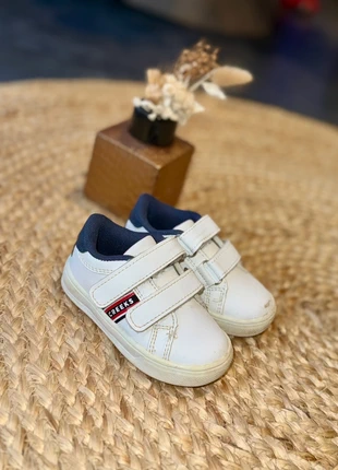 Basket creeks, brand: Creeks, condizioni: Discrete, taglia: 20, €1.00, €1.75 include la Protezione acquisti