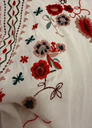 Chemise avec broderie, état: Très bon état, taille: L / 40 / 12, 6,00 €, 7,00 € Protection acheteurs incluse