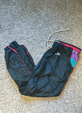 Pantalon survêtement Nike vintage noir color block années 90, marque: Nike, état: Très bon état, taille: L, 29,99 €, 32,19 € Protection acheteurs incluse