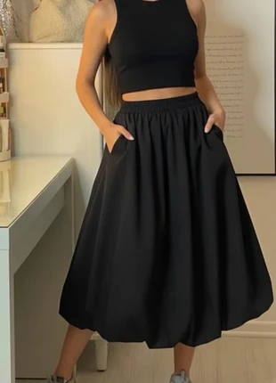 Jupe noire bouffante à taille élastique et poches taille M, brand: shawly, condition: Very good, size: M / 38 / 10, €46.90, €49.95 includes Buyer Protection Pro