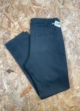 S1777 Chinos Levis Gris, merk: Levi's, staat: Heel goed, maat: W32 | FR 42, € 29,99, € 32,19 inclusief Kopersbescherming Pro