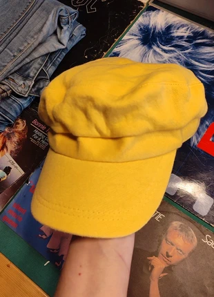 Casquette jaune, staat: Heel goed, maat: S, € 5,00, € 5,95 inclusief Kopersbescherming