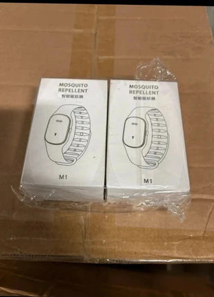 🦟 Lot de 2 Bracelets Blanc ou Noir Répulsifs Électroniques M1, brand: Bracelet anti moustique, condition: New with tags, €15.00, €16.45 includes Buyer Protection Pro