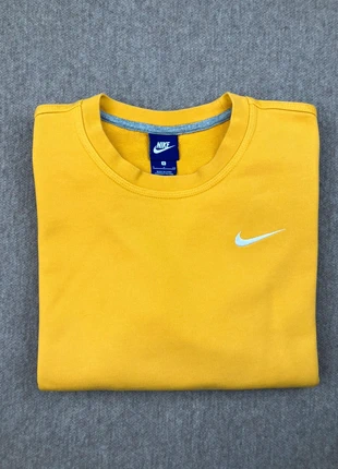 Sweat Nike Solo Swoosh Brode Jaune Moutarde Taille S, marque: Nike, état: Très bon état, taille: S, 26,90 €, 28,95 € Protection acheteurs incluse