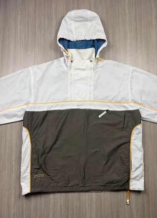Veste Nike Track Jacket Windbreaker Rétro Vintage 90s Streetwear Y2K Shox TN - Blanc (L), marque: Nike, état: Très bon état, taille: L, 45,00 €, 47,95 € Protection acheteurs incluse