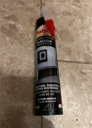 Colle pattex goulottes, marque: Pattex, état: Neuf avec étiquette, 6,00 €, 7,00 € Protection acheteurs incluse