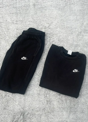Ensemble nike noir taille S / Jogging et pull, marca: Nike, estado: Muy bueno, tamaño: S, 40,00 €, 42,70 € Protección al comprador incluida