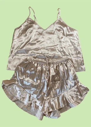 Shein Pyjama 2 pièces rose Taille S/36, marque: Shein, état: Très bon état, taille: S / 36 / 8, 1,50 €, 2,28 € Protection acheteurs incluse