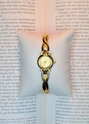 Montre dorée à quartz, brand: Montre dorée à quartz, condition: Very good, size: One size, €9.90, €11.10 includes Buyer Protection Pro