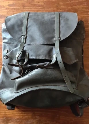 Sac à dos militaire imperméable armée Suisse 1980 kaki/gris - Très bon état, état: Très bon état, 65,00 €, 68,95 € Protection acheteurs incluse