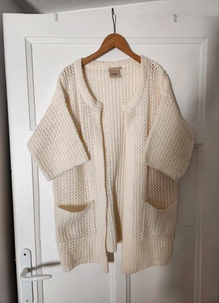 Cardigan beige crème oversize – Ichi – Taille XS/S, merk: Vintage Dressing, staat: Heel goed, maat: S / 36 / 8, € 15,00, € 16,45 inclusief Kopersbescherming