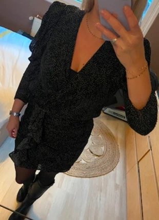 Robe ba&sh – Taille 2 – Parfait état, merk: Ba&sh, staat: Heel goed, maat: M / 38 / 10, € 50,00, € 53,20 inclusief Kopersbescherming