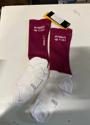 Jumbo Visma Aero Sokken Maat S/M, merk: AGU, staat: Nieuw zonder prijskaartje, maat: S, € 10,00, € 11,20 inclusief Kopersbescherming Pro