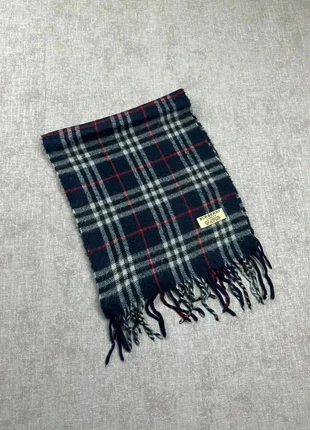 Écharpe Burberry bleu marine, brand: Burberry, condition: Very good, €45.00, €47.95 includes Buyer Protection Pro