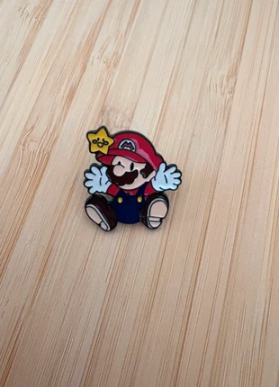 Pin’s, marque: Super Mario, état: Très bon état, 6,00 €, 7,00 € Protection acheteurs incluse