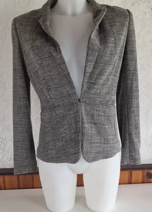 💥envoi-24h💥 Blazer gris H&M – Taille 34
🤍, marke: H&M, zustand: Sehr gut, größe: XS / 34 / 6, 15,00 €, 16,45 € inklusive Vinted-Käuferschutz