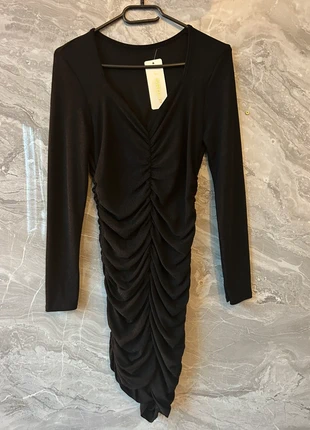 Zwarte Ruched Glitterjurk – One Size XS t/m M – Lange Mouwen, marca: Le Group, estado: Novo com etiquetas, tamanho: Tamanho único, €5.00, €5.95 inclui Proteção do Comprador