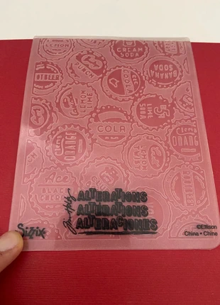 Sizzix fustella embossing, merk: Sizzix, staat: Heel goed, € 2,00, € 2,80 inclusief Kopersbescherming