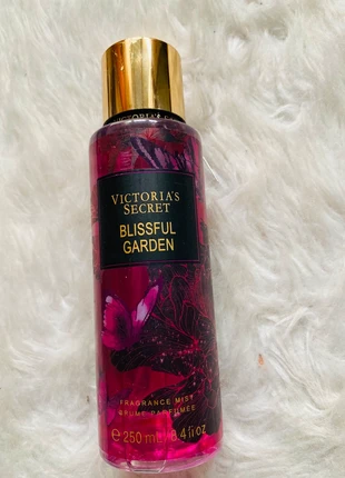 Brume Victoria, brand: Victoria's Secret, condition: New with tags, €12.00, €13.30 includes Buyer Protection