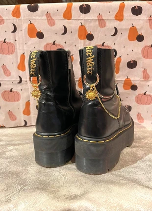 Chaînes tournesols pour Dr Martens, marca: Dr. Martens, estado: Muito bom, €16.00, €17.50 inclui Proteção do Comprador Pro