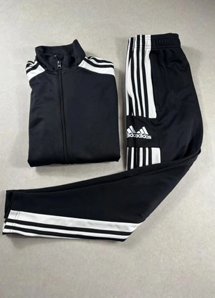 Ensemble survetement jogging adidas noir Taille S 469, marke: adidas, zustand: Sehr gut, größe: S, 45,00 €, 47,95 € inklusive Vinted-Käuferschutz
