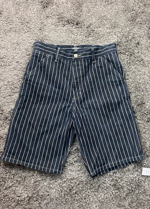 Short carhartt ligné orlean marine et crème, marque: Carhartt, état: Très bon état, taille: W29 | FR 38, 25,00 €, 26,95 € Protection acheteurs incluse