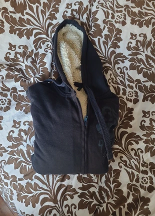 Felpa con cappuccio,imbottita, merk: Stile Benetton, staat: Heel goed, maat: XS / 34 / 6, € 25,00, € 26,95 inclusief Kopersbescherming