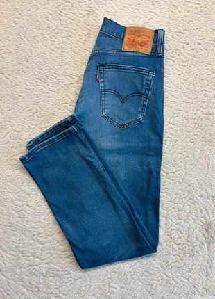 Pantalon jean Levi’s 514 vintage 00’s - Bleu marine - Slim Straight - 28x32 (FR38), merk: Levi's, staat: Heel goed, maat: W28 | FR 38, € 29,90, € 32,10 inclusief Kopersbescherming Pro