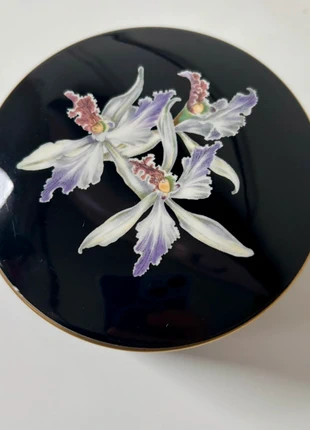 Villeroy & Boch Orchidee Porcelain Trinket Box, Luxembourg, marque: Villeroy & Boch, état: Très bon état, 15,00 €, 16,45 € Protection acheteurs incluse
