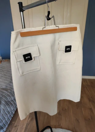 Jupe blanche epaisse, marque: Jacqueline Riu, état: Bon état, taille: S / 36 / 8, 4,00 €, 4,90 € Protection acheteurs incluse