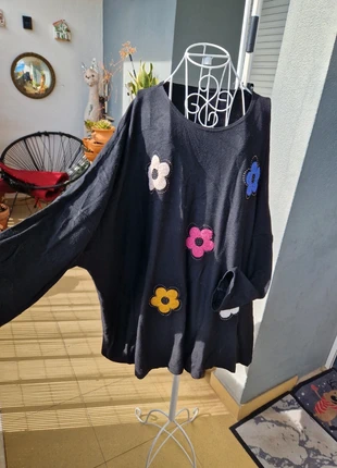 🍁 Camisola de lã com flores 🍁, marca: extra large, estado: Muy bueno, tamaño: Otros, 5,00 €, 5,95 € Protección al comprador incluida