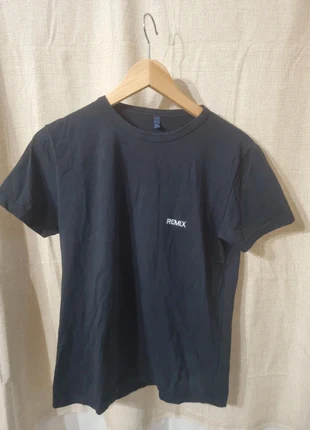 T-shirt donna nera, taglia L IT 46, stile casual urbano, état: Très bon état, taille: L / 40 / 12, 2,29 €, 3,10 € Protection acheteurs incluse