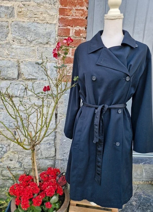 Trench Marella Vintage noir taille 44, marque: Marella, état: Satisfaisant, taille: XXL / 44 / 16, 10,00 €, 11,20 € Protection acheteurs incluse