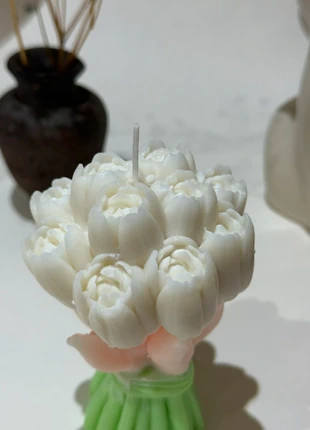 Floral candle, brand: Soya, condition: New with tags, £3.50, £4.38 includes Buyer Protection