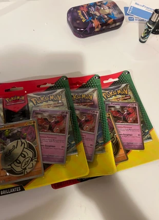 duopack star étincelantes EB09, marke: Pokémon, zustand: Neu, mit Etikett, 18,00 €, 19,60 € inklusive Vinted-Käuferschutz