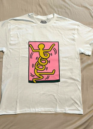 T-shirt XL Keith Haring Visuel pop-art jaune et rose, brand: Keith Haring, condition: New without tags, size: XL, €19.99, €21.69 includes Buyer Protection