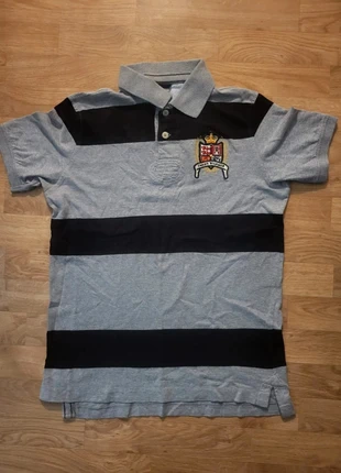 Polo vintage gris & noir Tommy Hilfinger taille Small, marque: Tommy Hilfiger, état: Très bon état, taille: S, 7,00 €, 8,05 € Protection acheteurs incluse